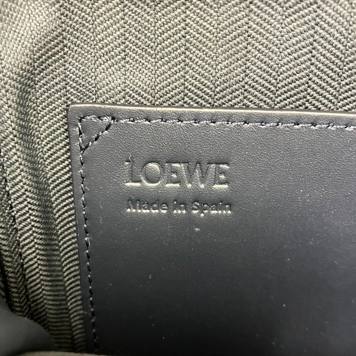 LOEWE(ロエベ) バーティカルクロスボディショルダーバッグ ネイビー