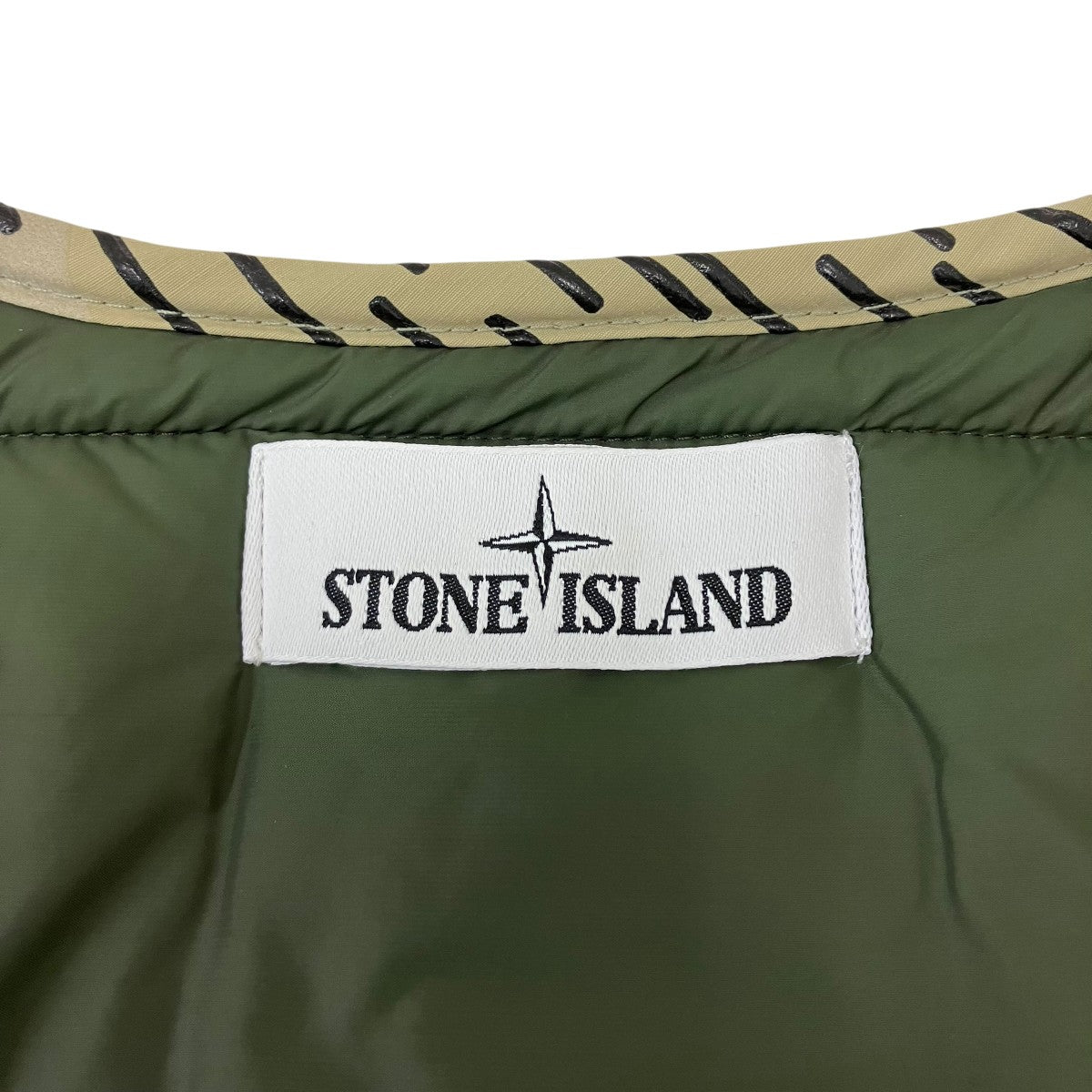 STONE ISLAND(ストーンアイランド) ナイロンベスト 7515904E1 ベージュ