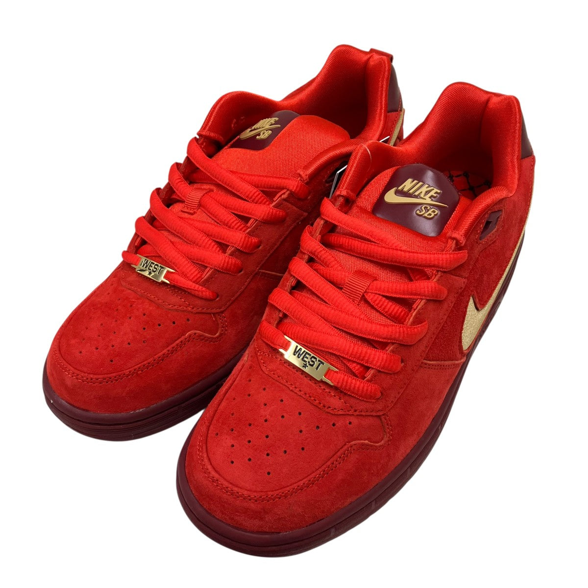 Habanero Red and Team Red ローカットスニーカー