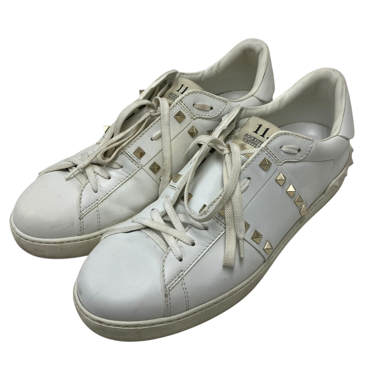 VALENTINO スタッズローカットスニーカー 古着・中古-1枚目のアイテム画像