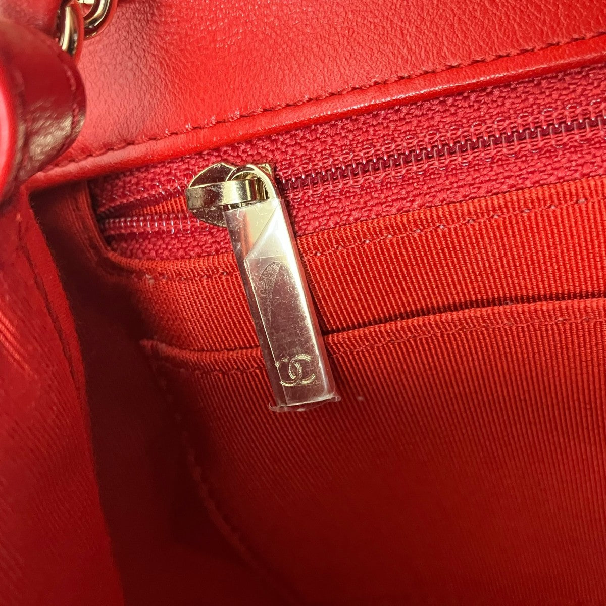 CHANEL Vステッチシェブロンショルダーバッグ 古着・中古-9枚目のアイテム画像