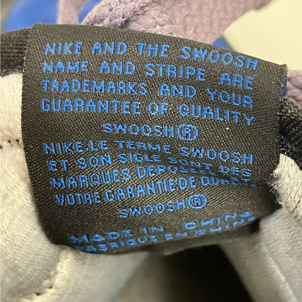 ハイカットスニーカー