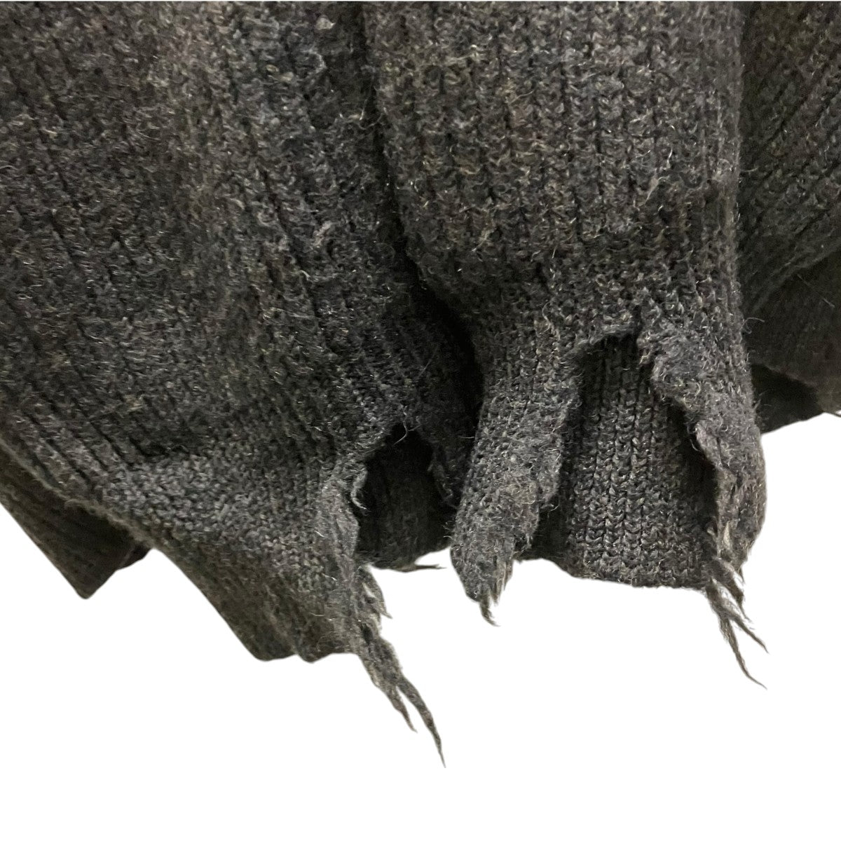 【V-Neck Rib Sweater】 Vネックニット