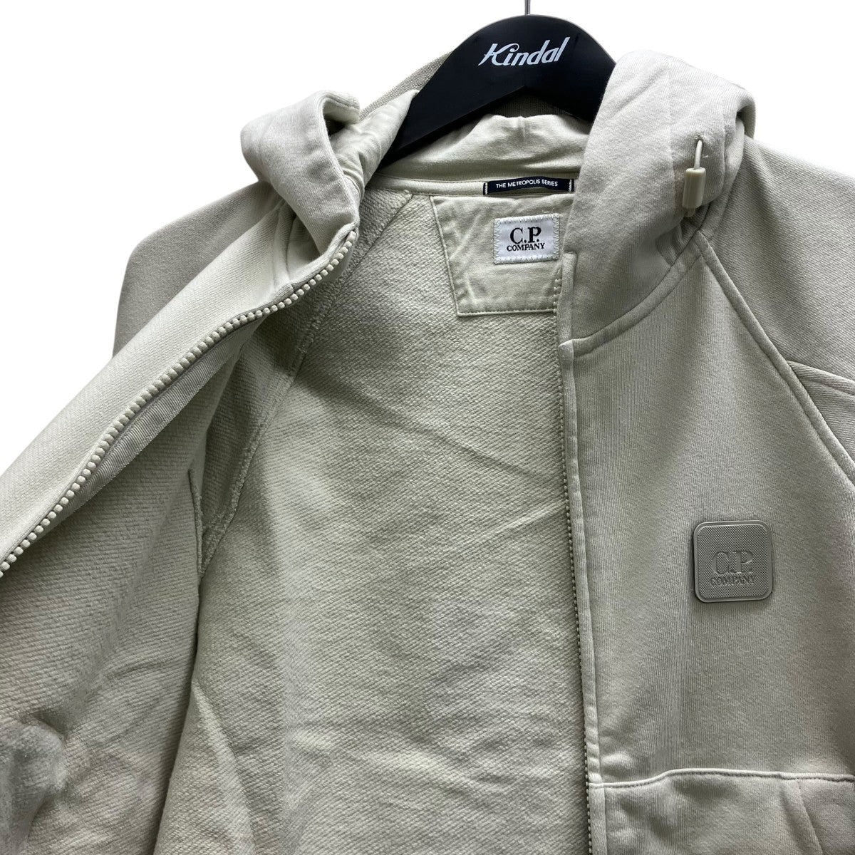 C．P COMPANY(シーピーカンパニー) ロゴジップパーカー 13CMSS007A