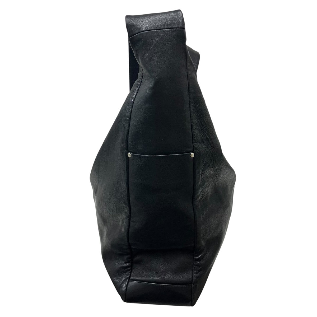 25AW レザーショルダーバッグ