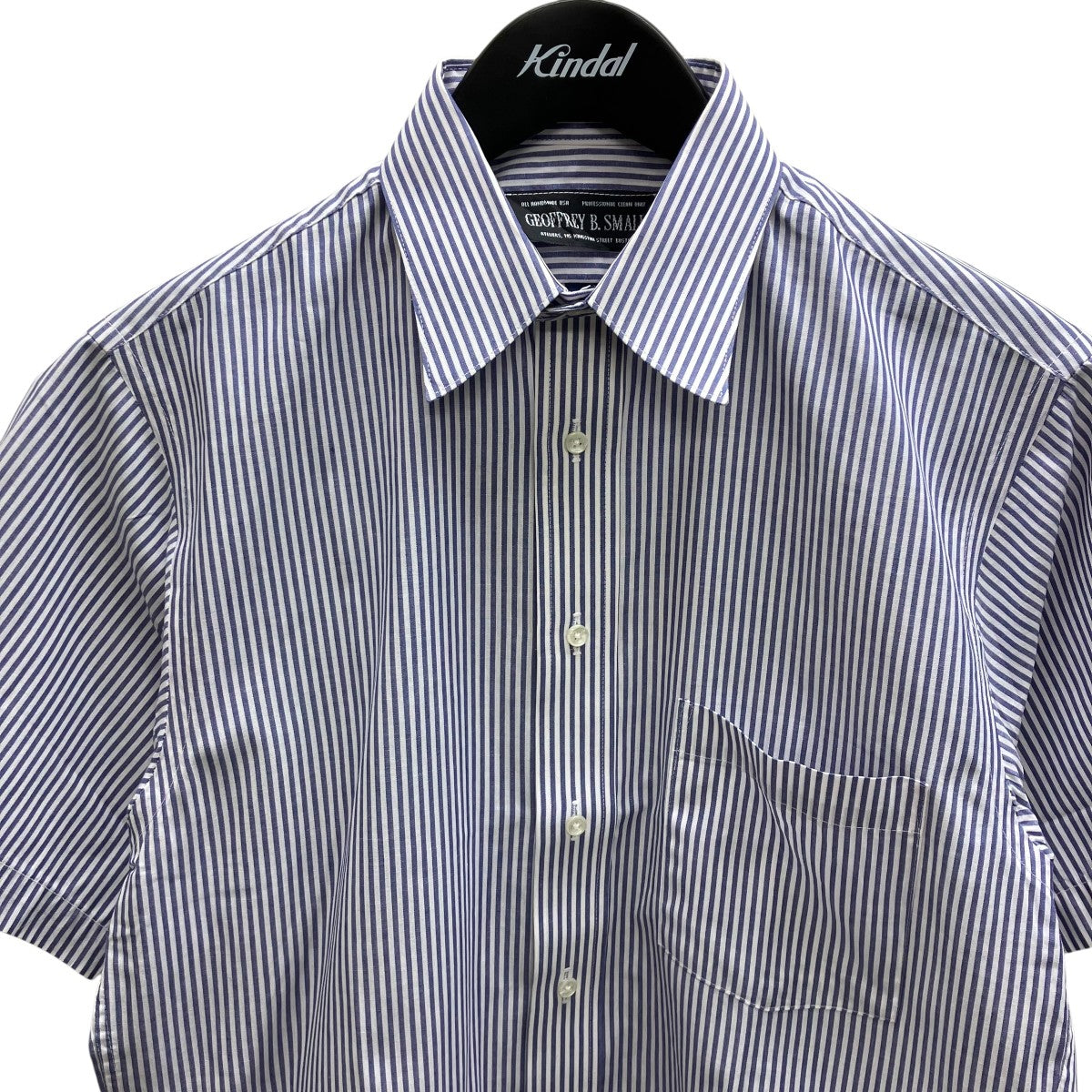 GEOFFREY B SMALL(ジェフリービースモール) ストライプシャツ ネイビー GEOFFREY B SMALL(ジェフリービースモール) ストライプシャツ ネイビー