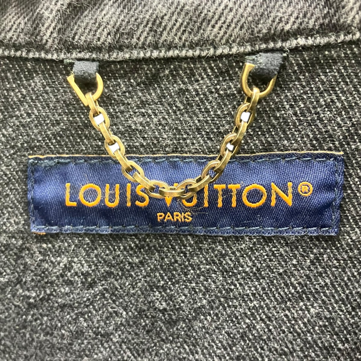 LOUIS VUITTON Monogram Emboss Oversized Denim Jacket シャツジャケット 古着・中古-8枚目のアイテム画像