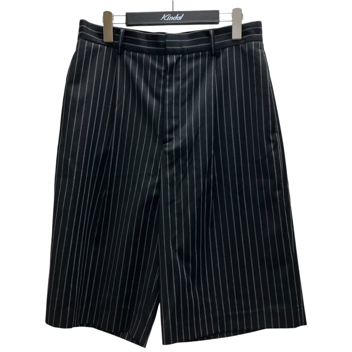NEU IN ストライプショートパンツ 古着・中古-1枚目のアイテム画像