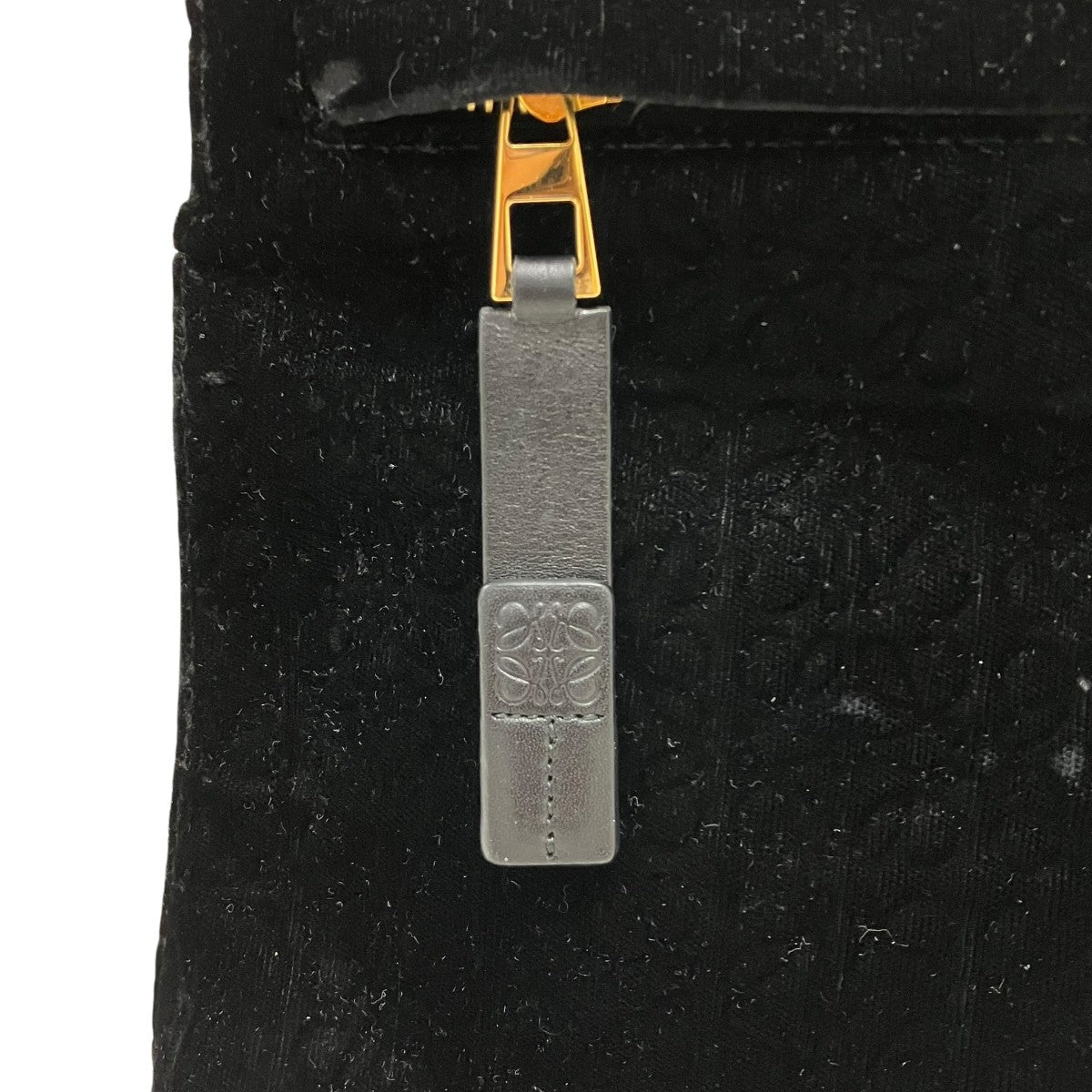 LOEWE ベロアエンブロイダリークラッチバッグ 古着・中古-8枚目のアイテム画像