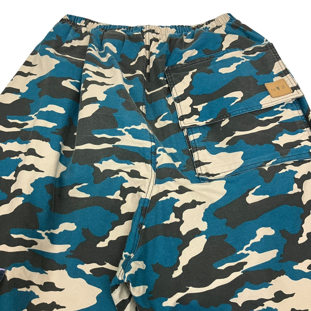 Upcycled Camo Jogging Pantsカーゴパンツ