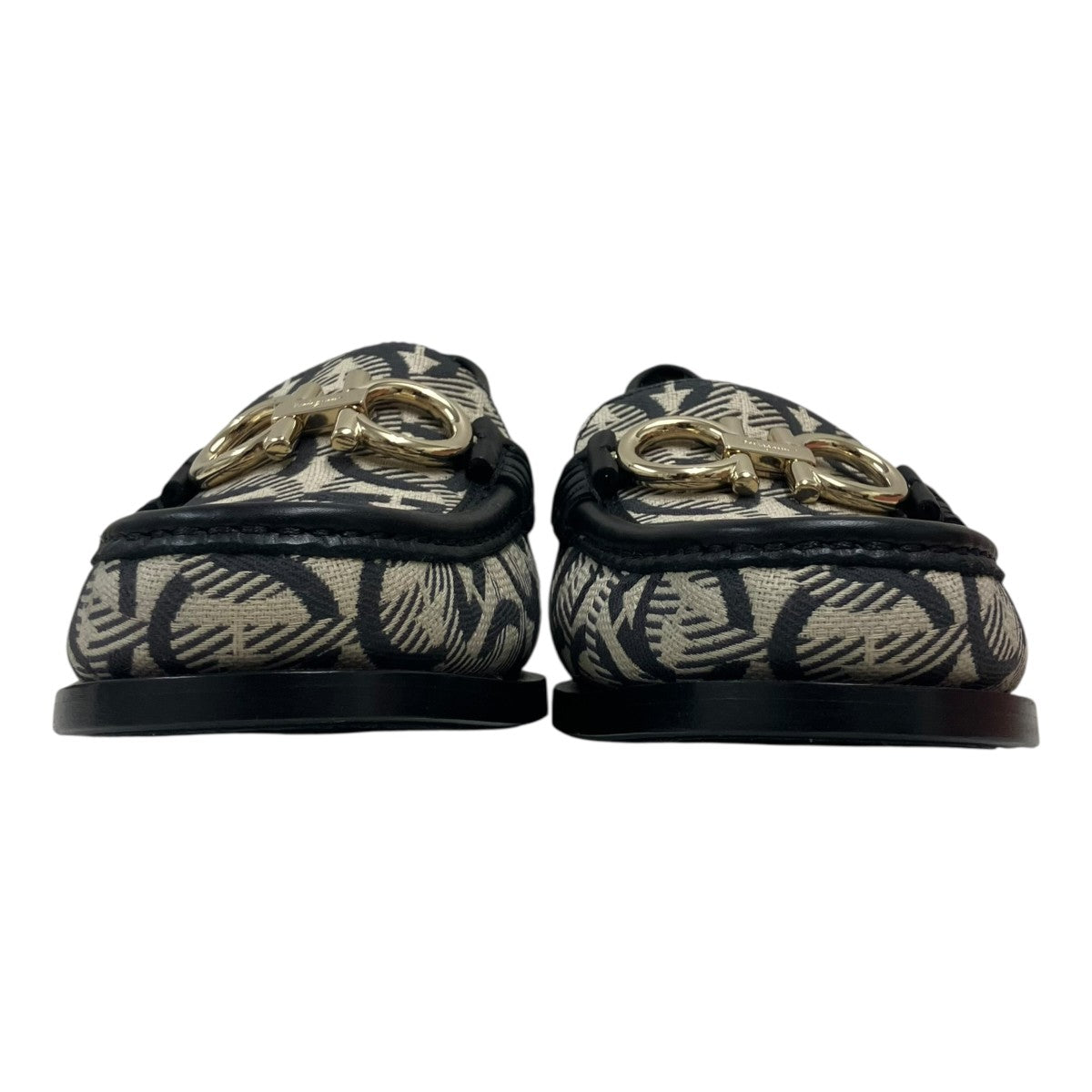 Salvatore Ferragamo ローファー 古着・中古-2枚目のアイテム画像