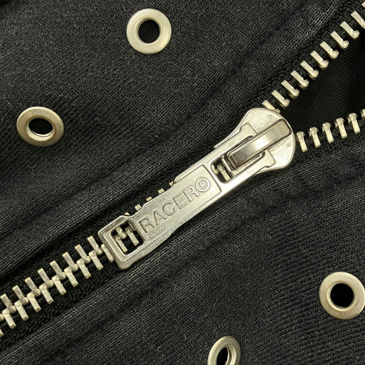 EYELET HOOODIEジップパーカー