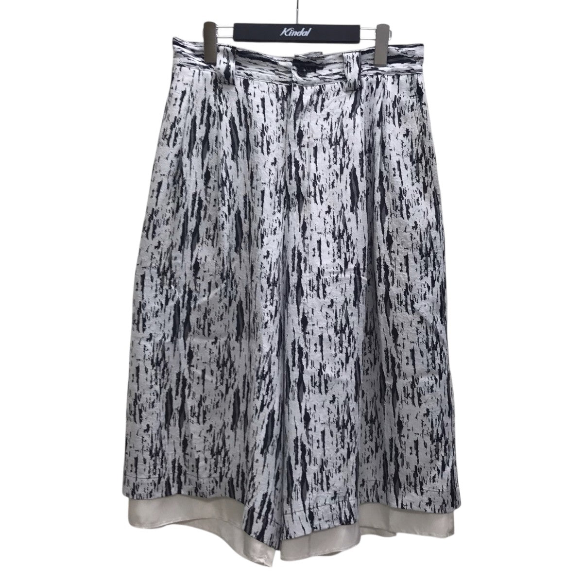sulvam ショートパンツ 古着・中古-1枚目のアイテム画像