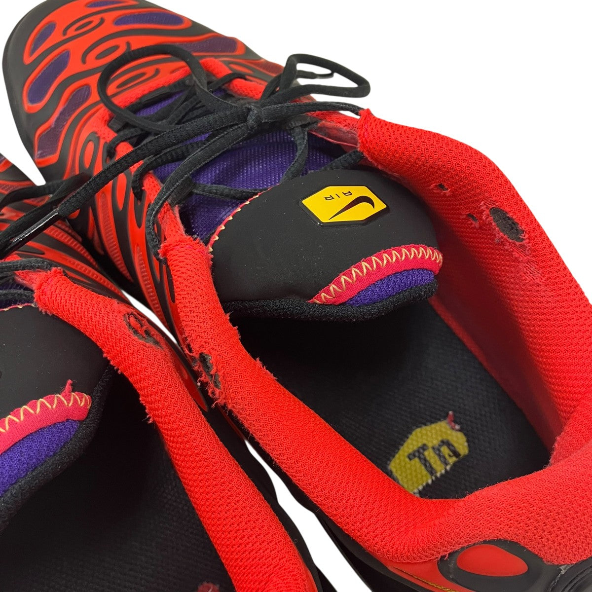 NIKE AIR MAX PLUS DRIFT BLACK BRIGHT CRIMSON-FIELD PURPLE ローカットスニーカー 古着・中古-6枚目のアイテム画像