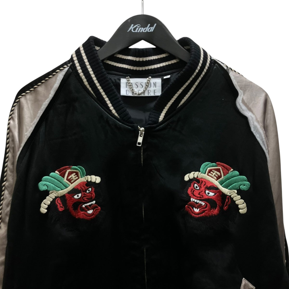 VELVETEEN YAMA KING EMBROIDERED SOUVENIR JKT