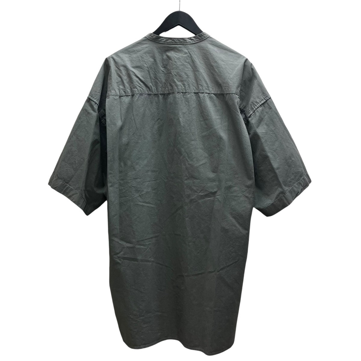 SHORT-SLEEVED SHIRTS 半袖シャツ