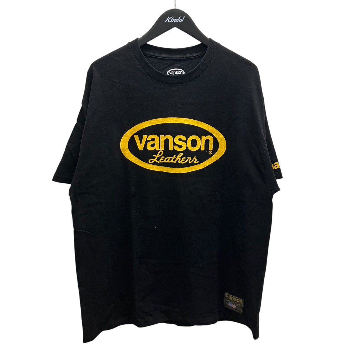 ロゴTシャツ