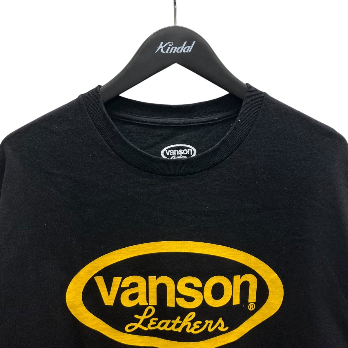 ロゴTシャツ