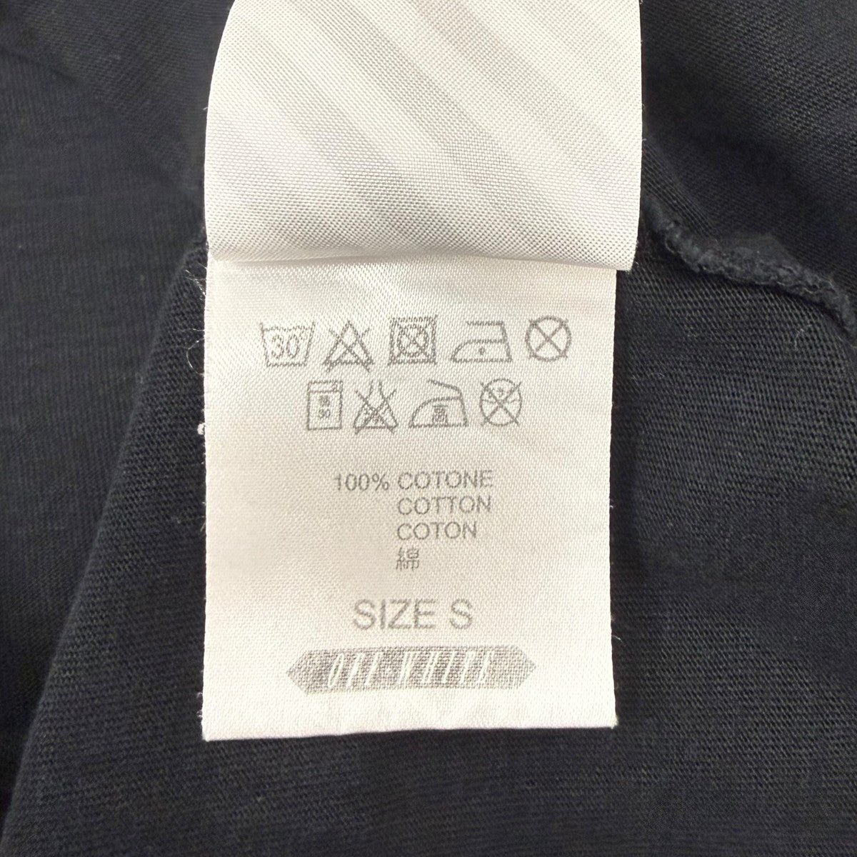 バックプリントＴシャツ