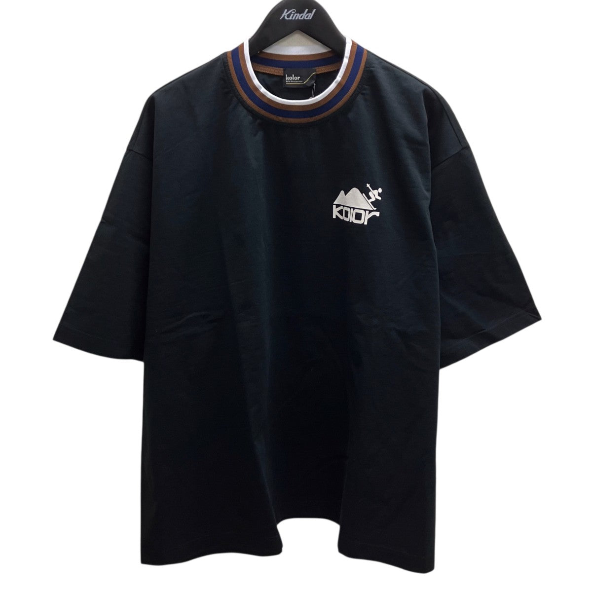 ロゴTシャツ