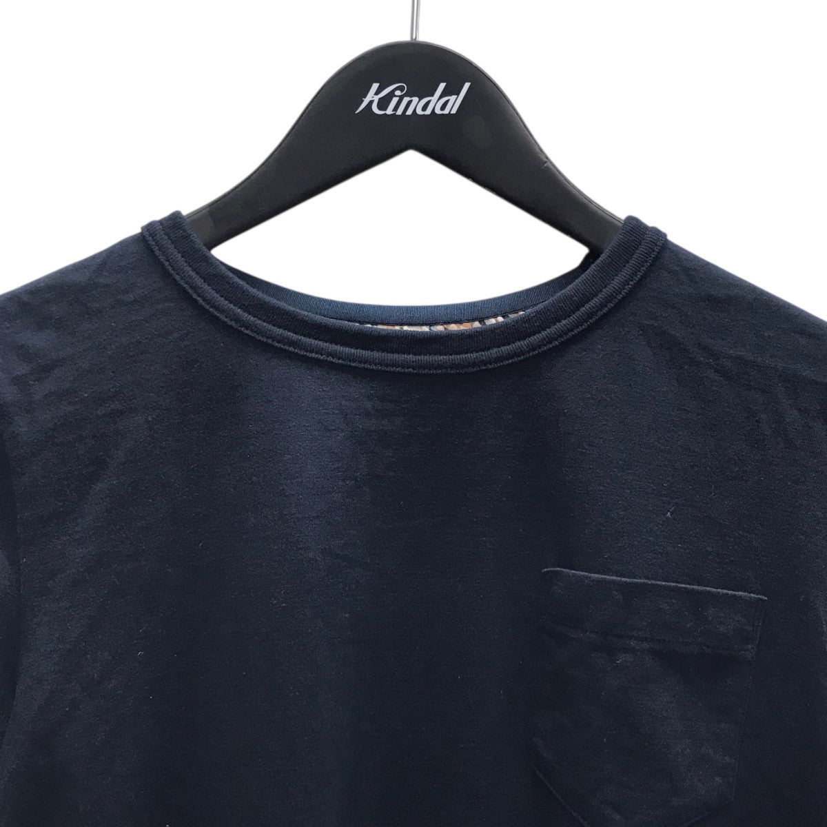 ペイズリー柄プリーツバックTシャツ