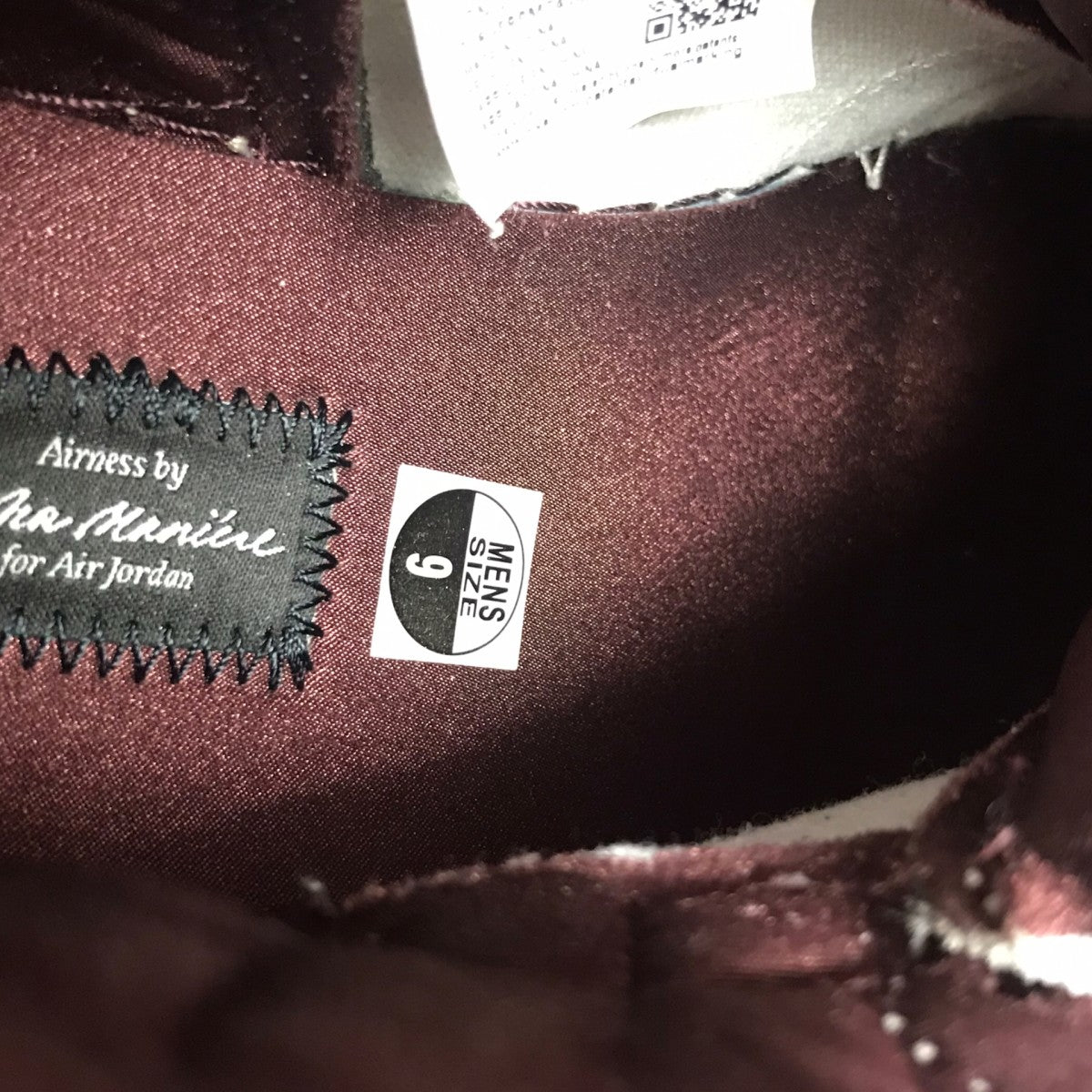 Air Jordan 1 Retro High OG Sail and Burgundy ローカットスニーカー