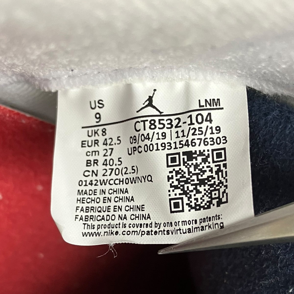 AIR JORDAN 3 RETRO スニーカー