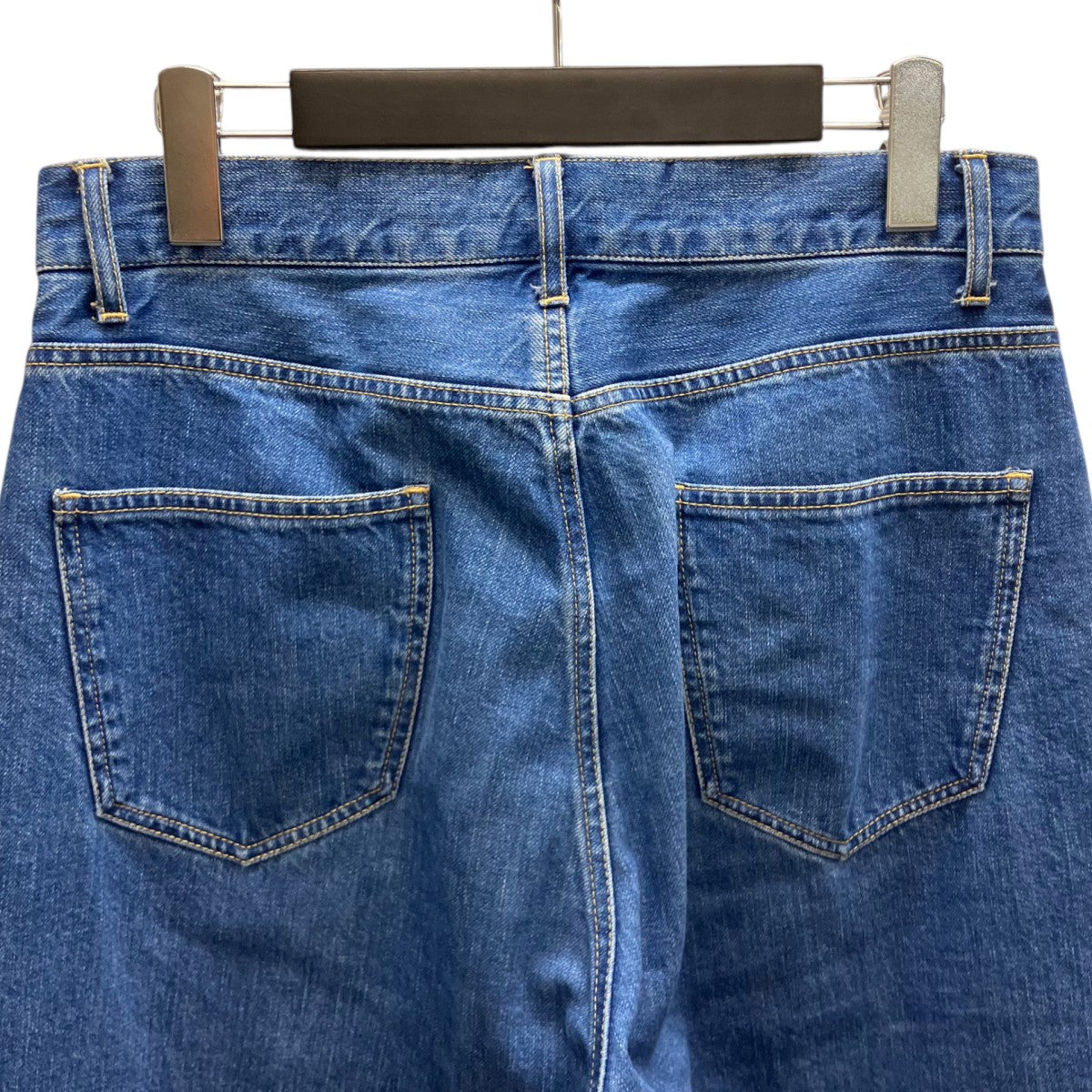 デニムパンツ