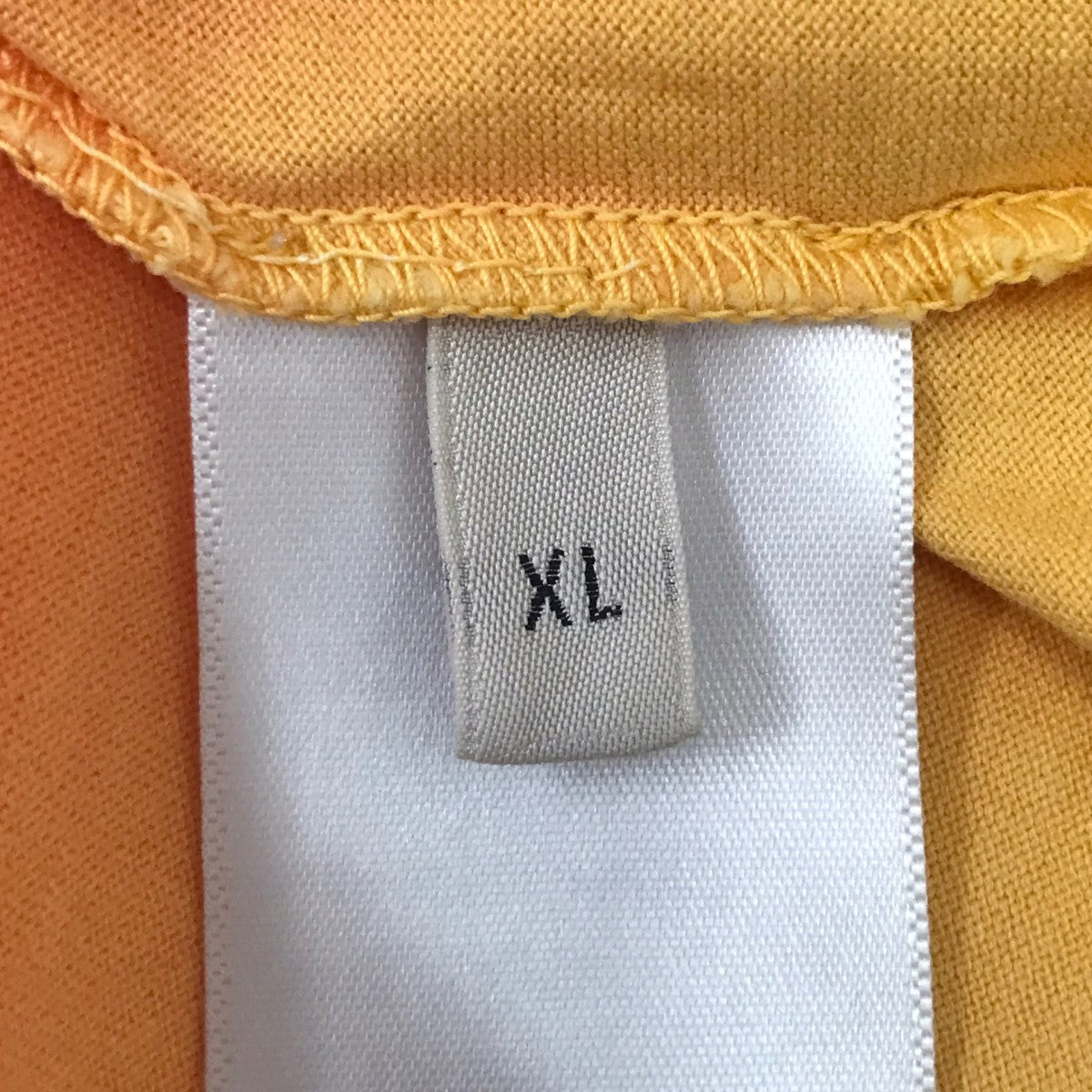 セリーヌ CELINE 2X681731Y Tシャツ CELINE(セリーヌ) プリントTシャツ 2X681731Y ピンク×イエロー サイズ