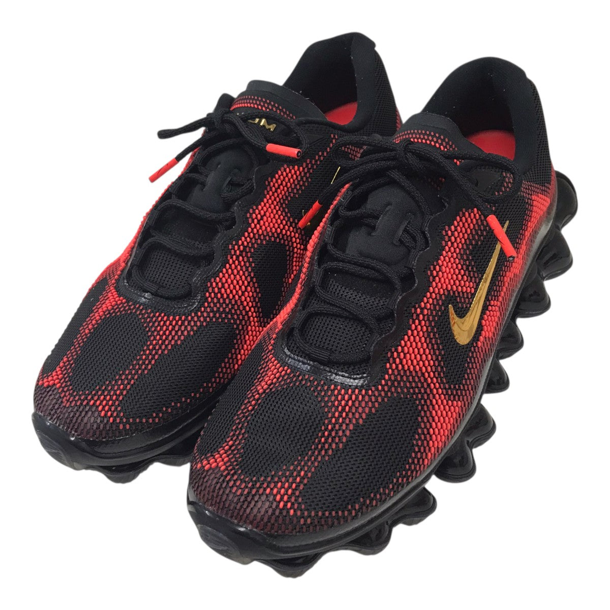 Bright Crimson and Fire Red ローカットスニーカー