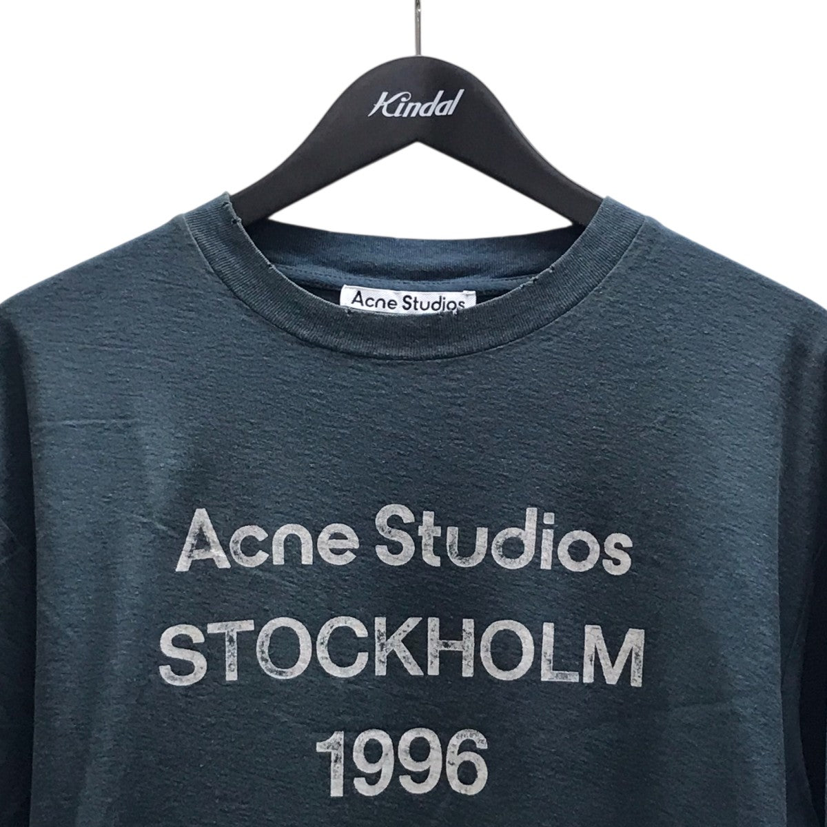 スプレー加工ロゴTシャツ