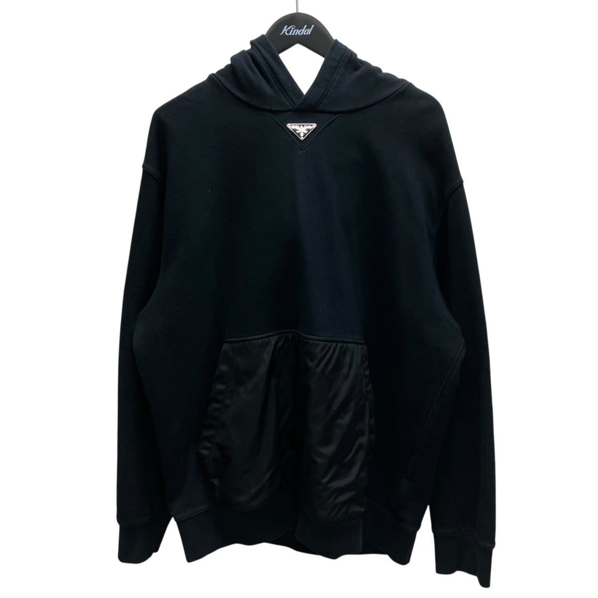 PRADA ロゴプレートプルオーバーパーカー