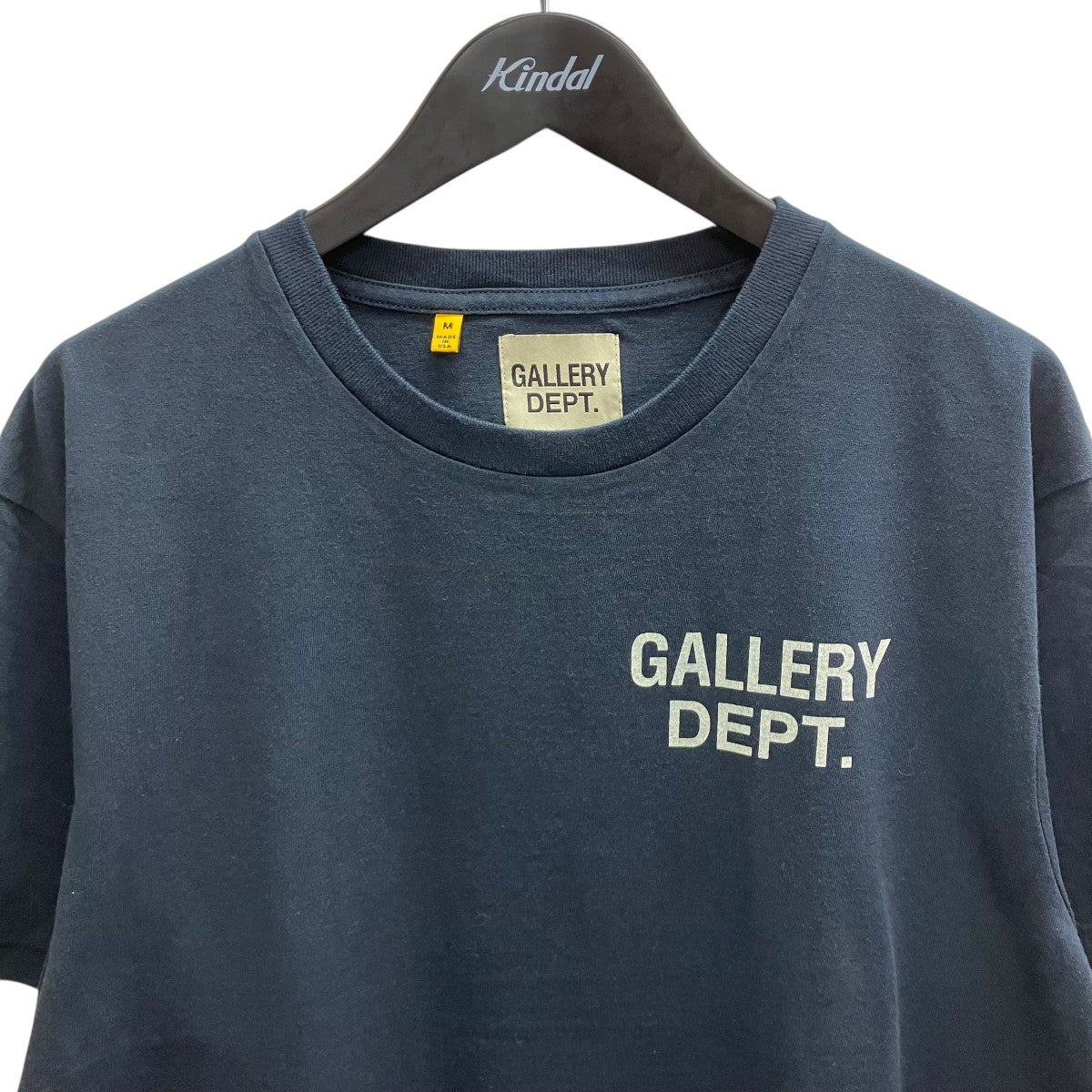 ロゴプリントTシャツ