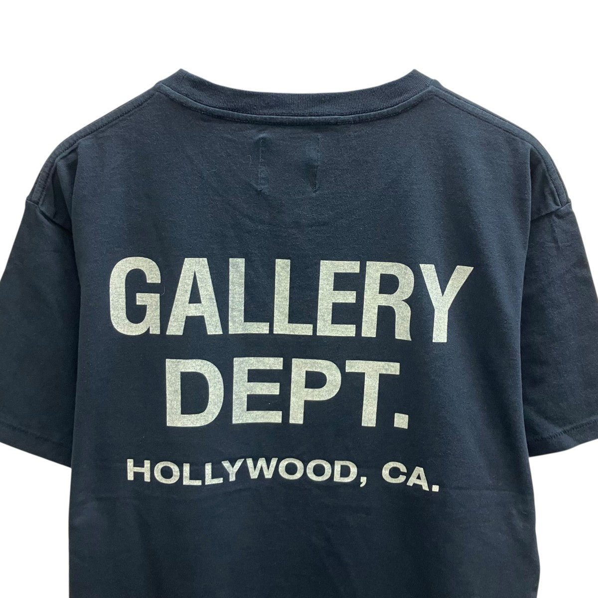 ロゴプリントTシャツ