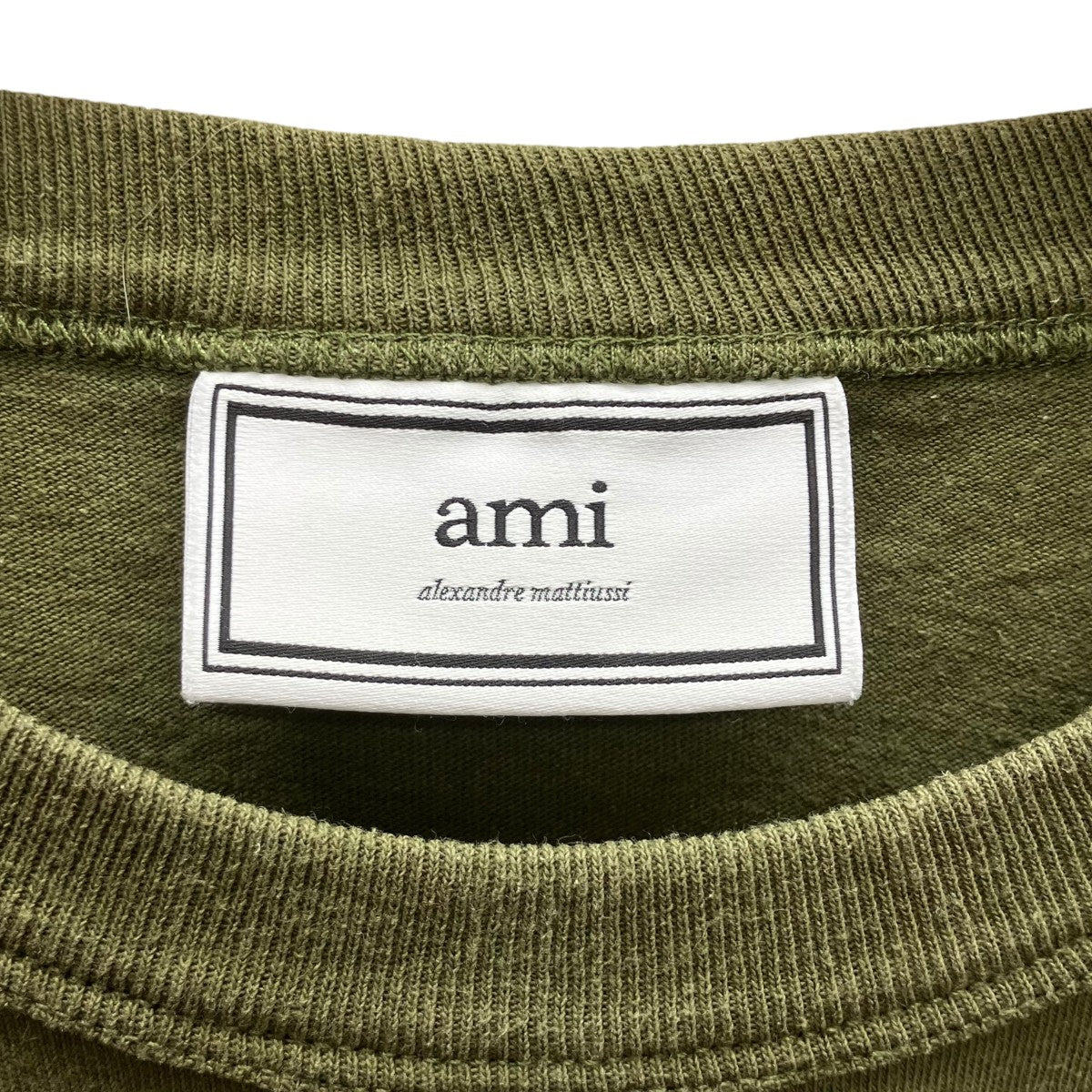 胸ハートロゴTシャツ