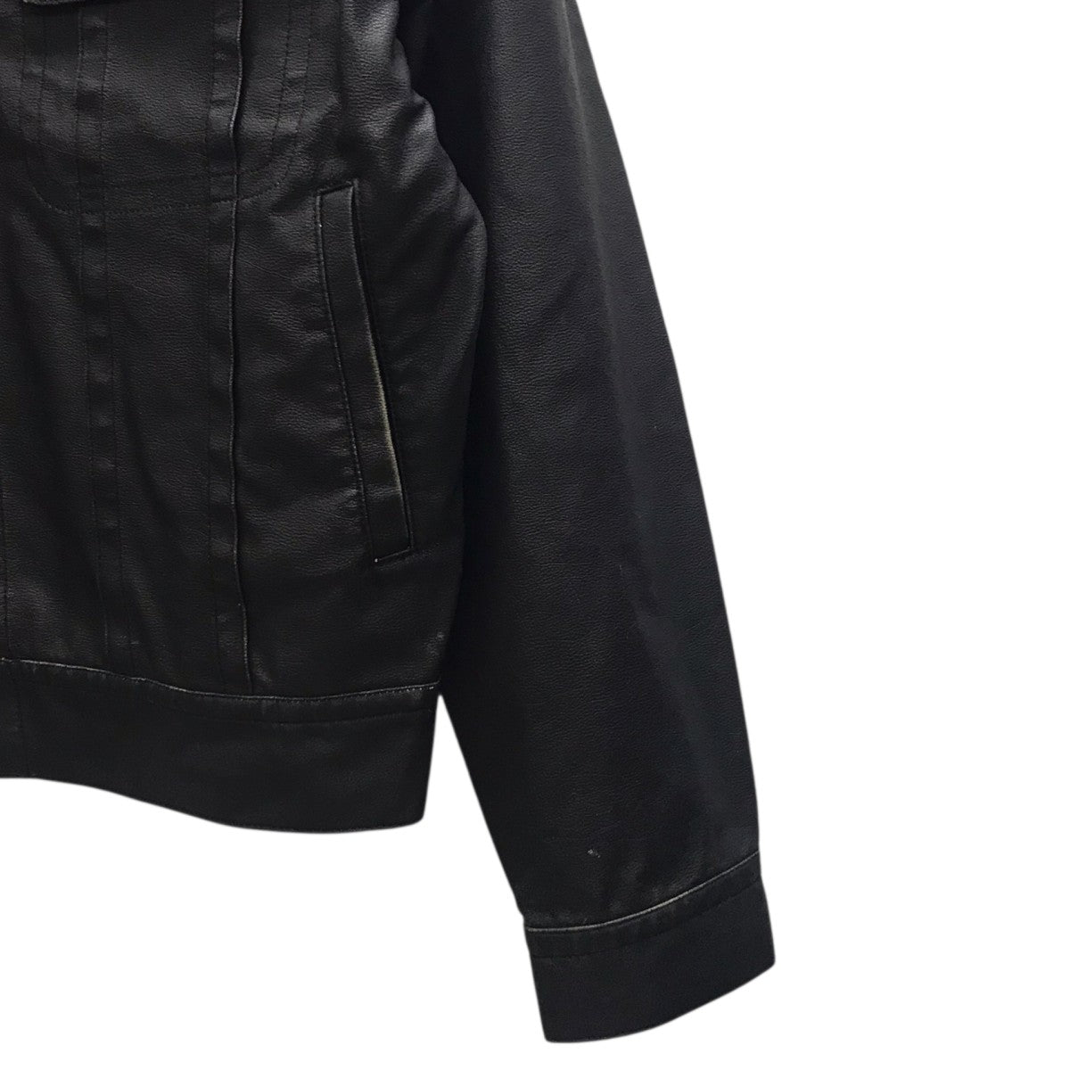 WOKE EDGE Fake Leather Trucker Jacketフェイクレザージャケット 古着・中古-4枚目のアイテム画像