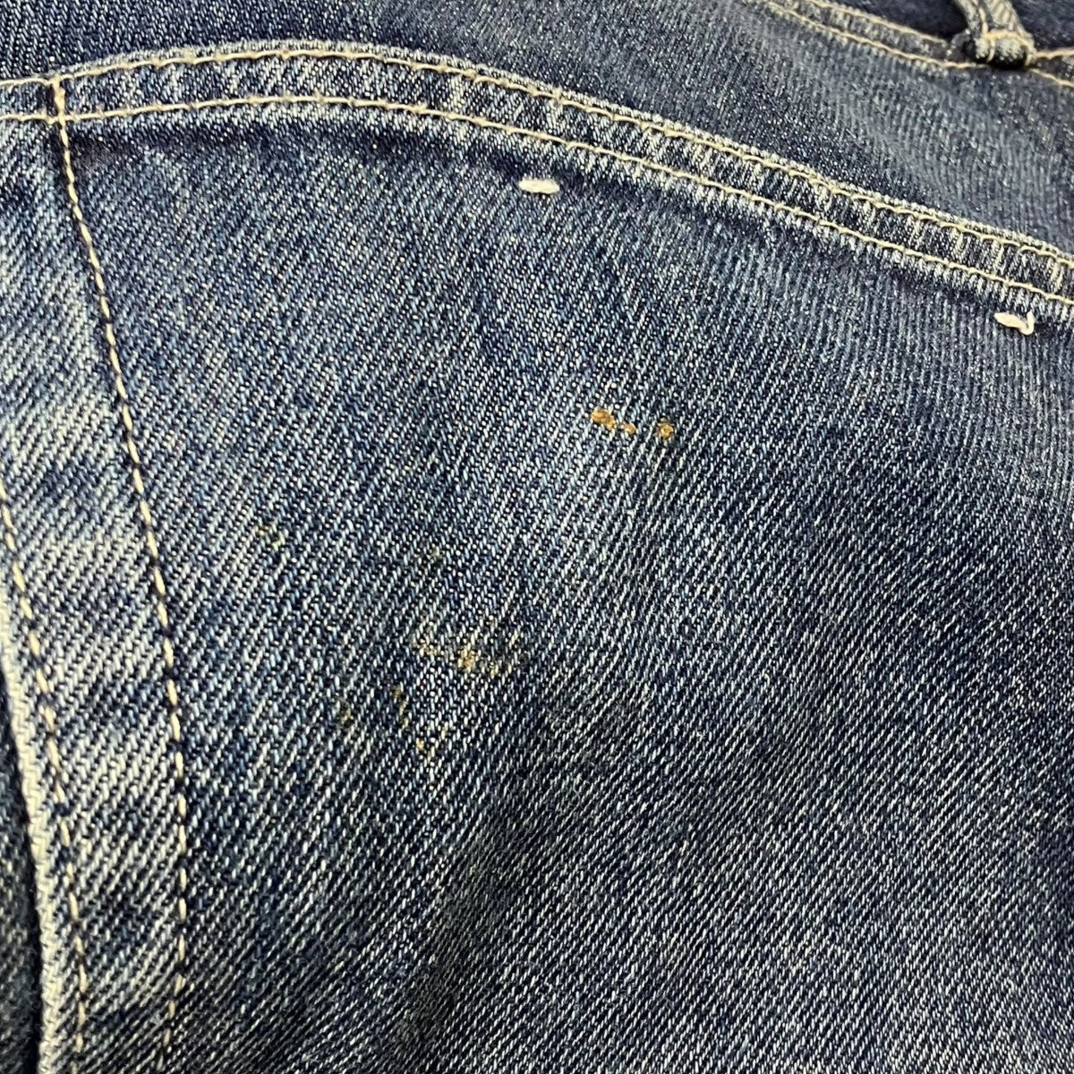 デニムパンツ