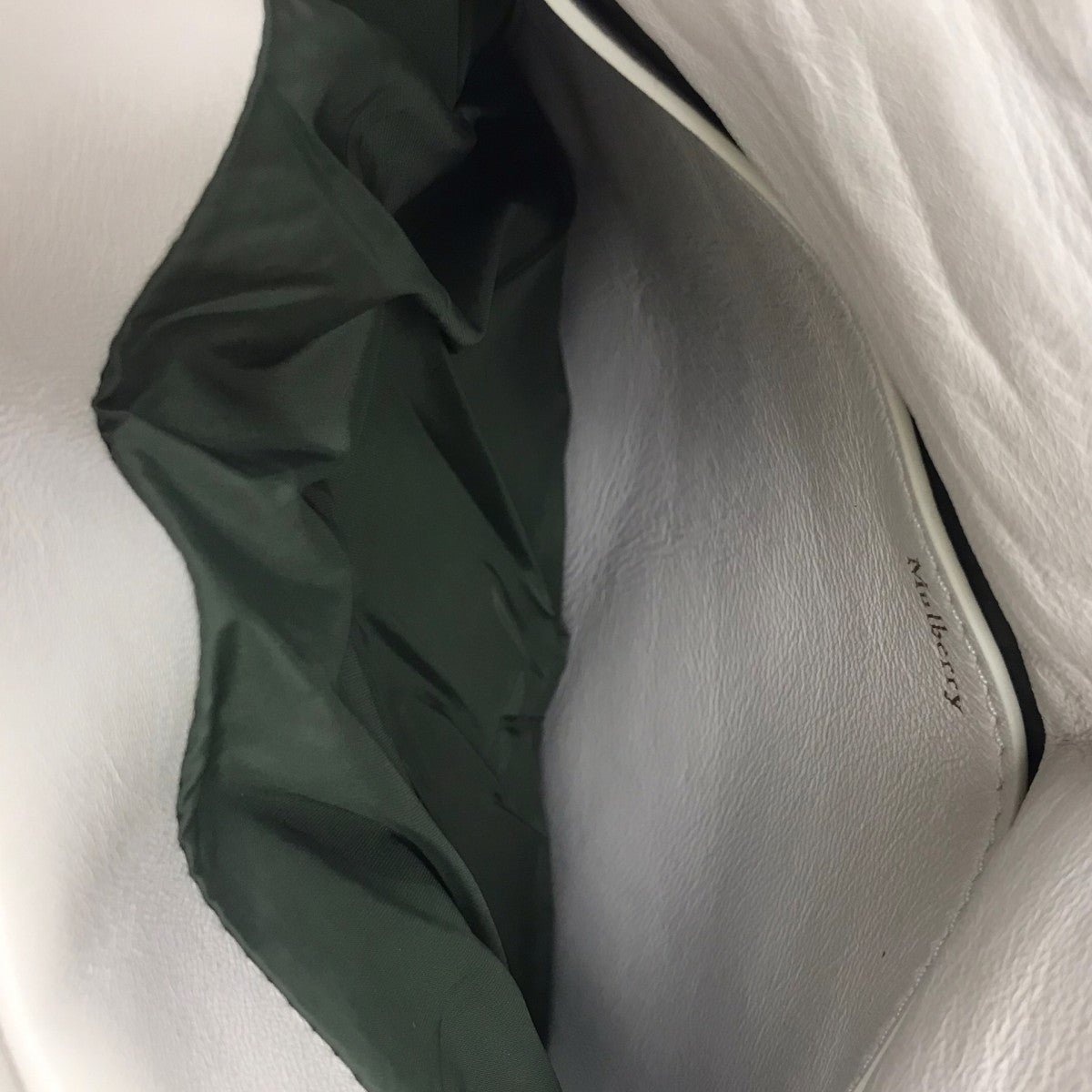 チェーンショルダーバッグ