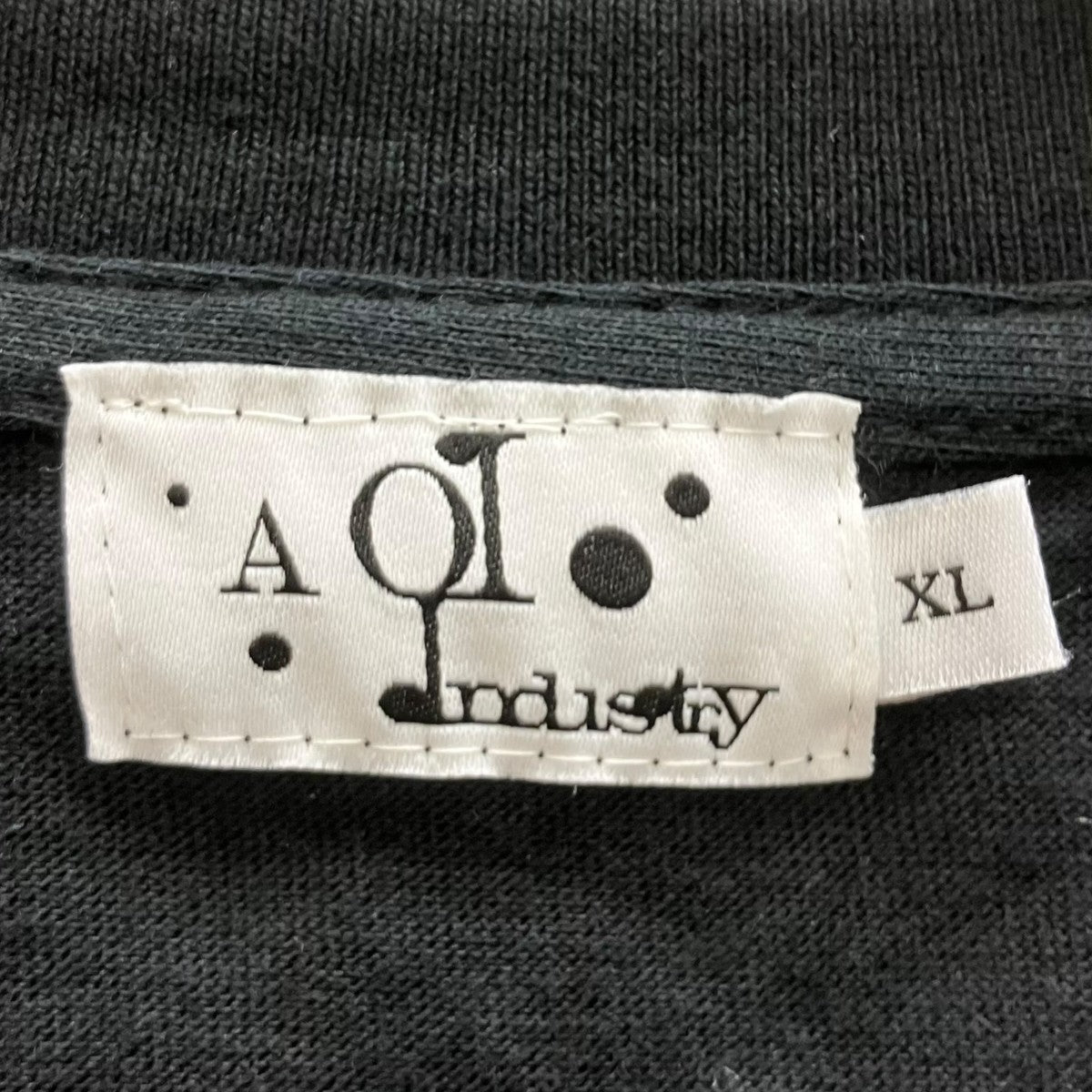 刺繍Tシャツ