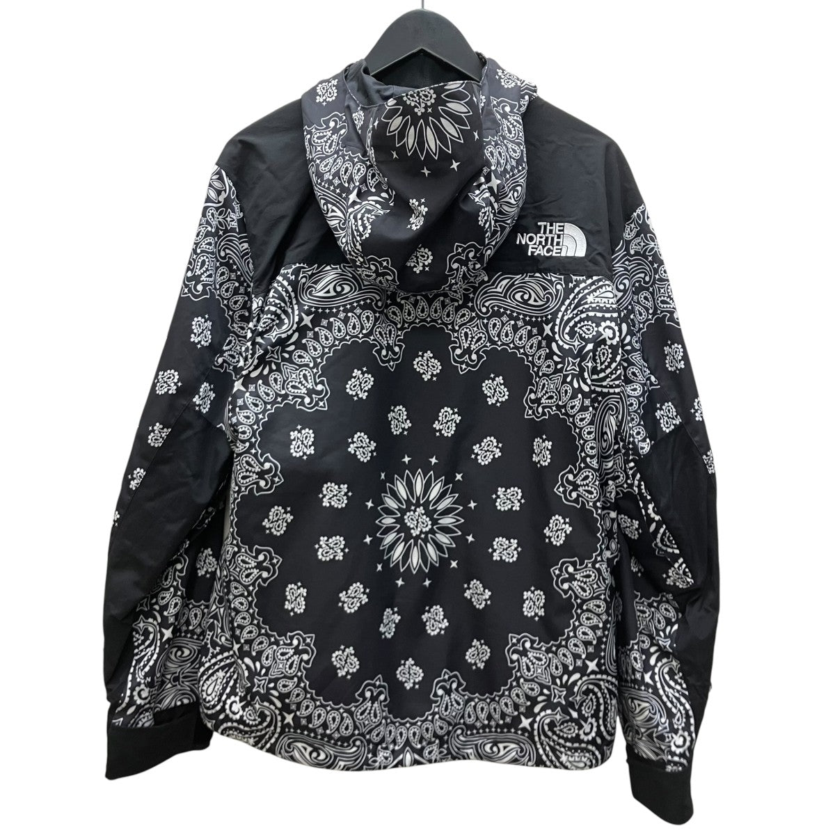 Bandana Mountain Parkaマウンテンパーカー