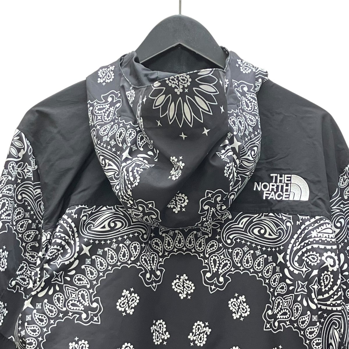 Bandana Mountain Parkaマウンテンパーカー