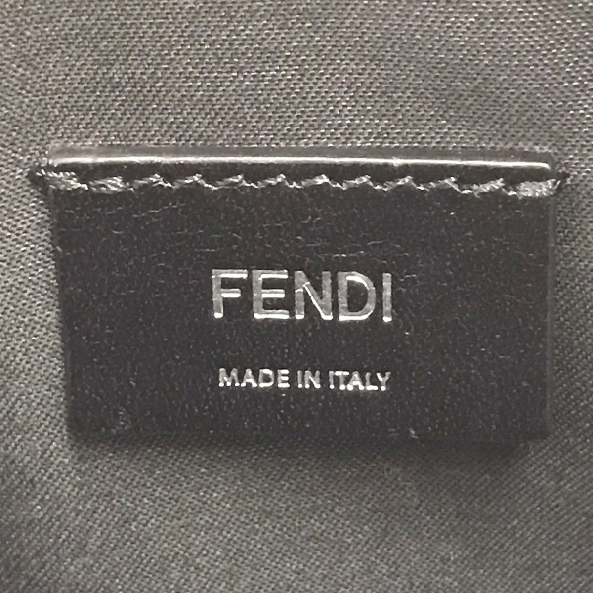 FENDI メッセンジャーバッグ 古着・中古-7枚目のアイテム画像