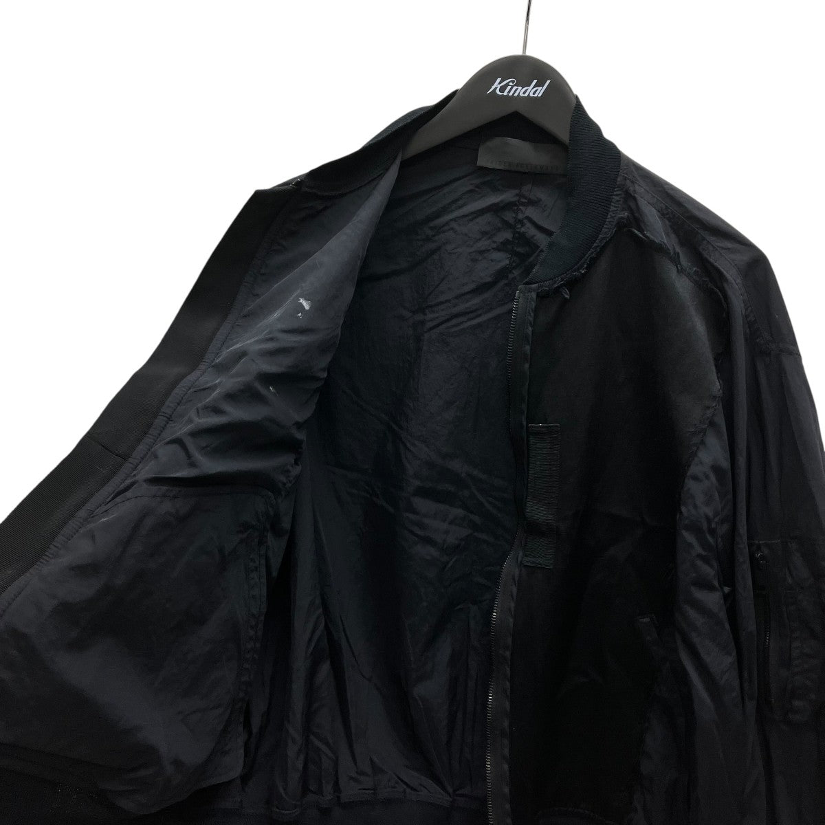 MA-1ジャケット