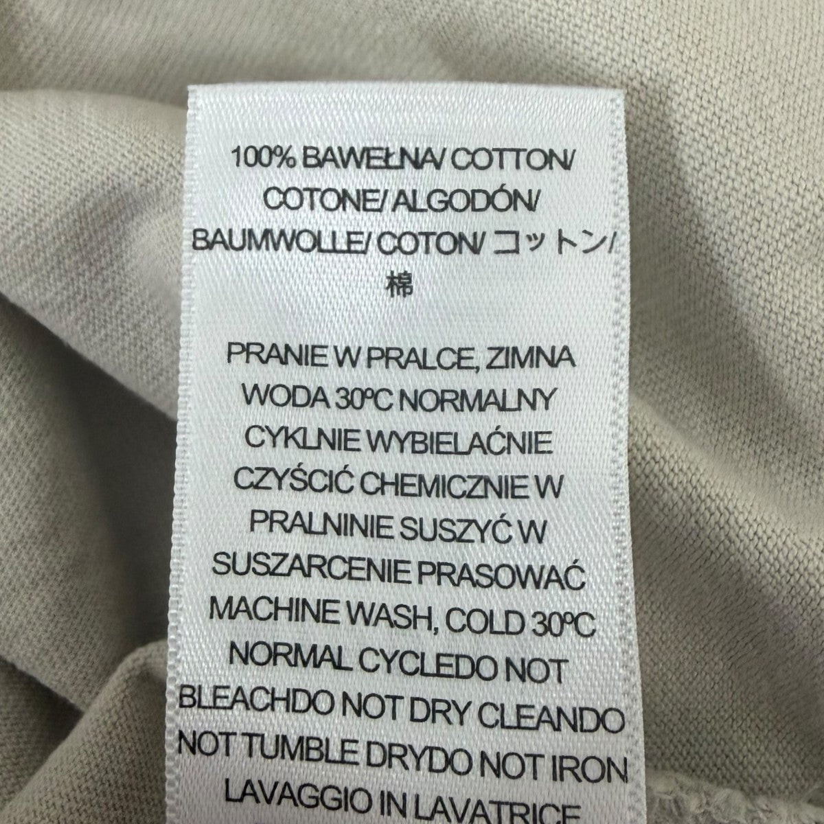 ダメージ加工Ｔシャツ