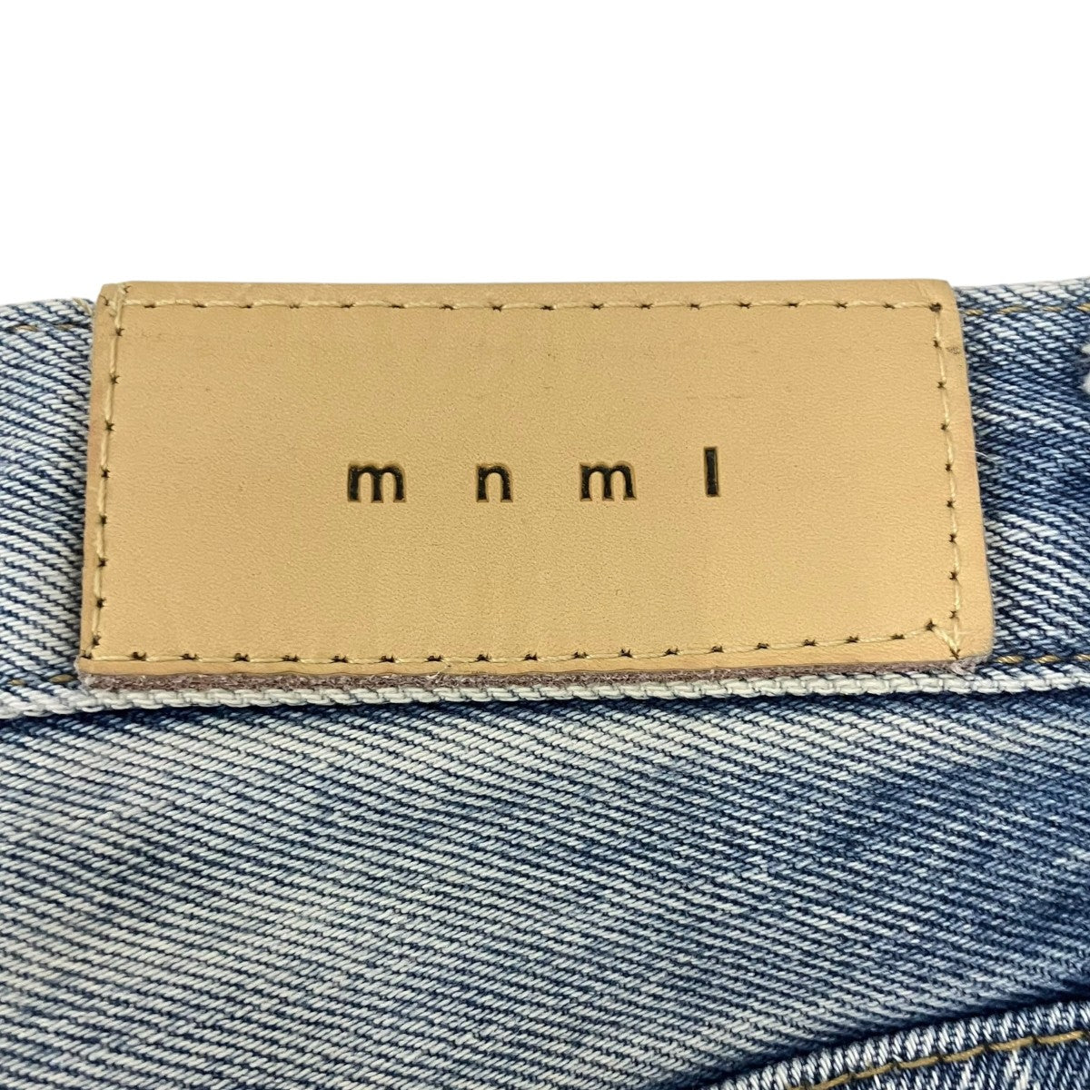 ダメージ加工デニムパンツ