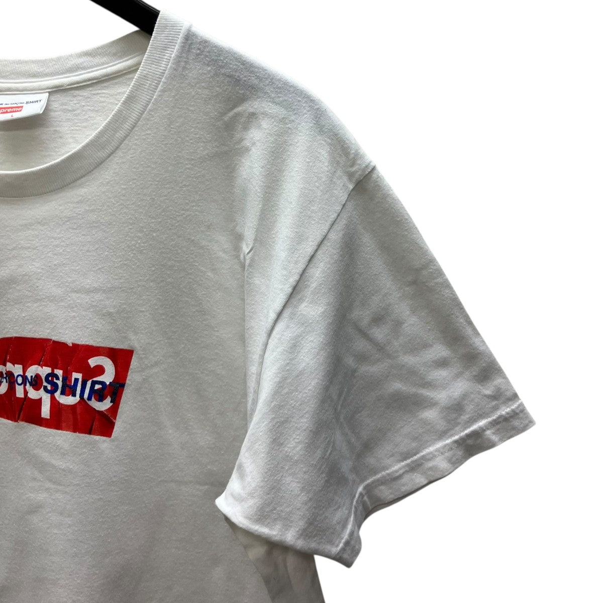 Box Logo TeeプリントTシャツ