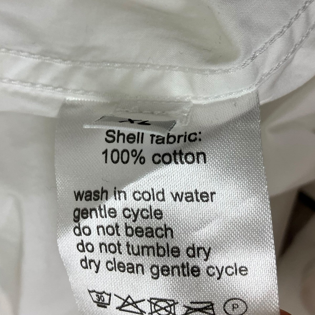 長袖シャツ