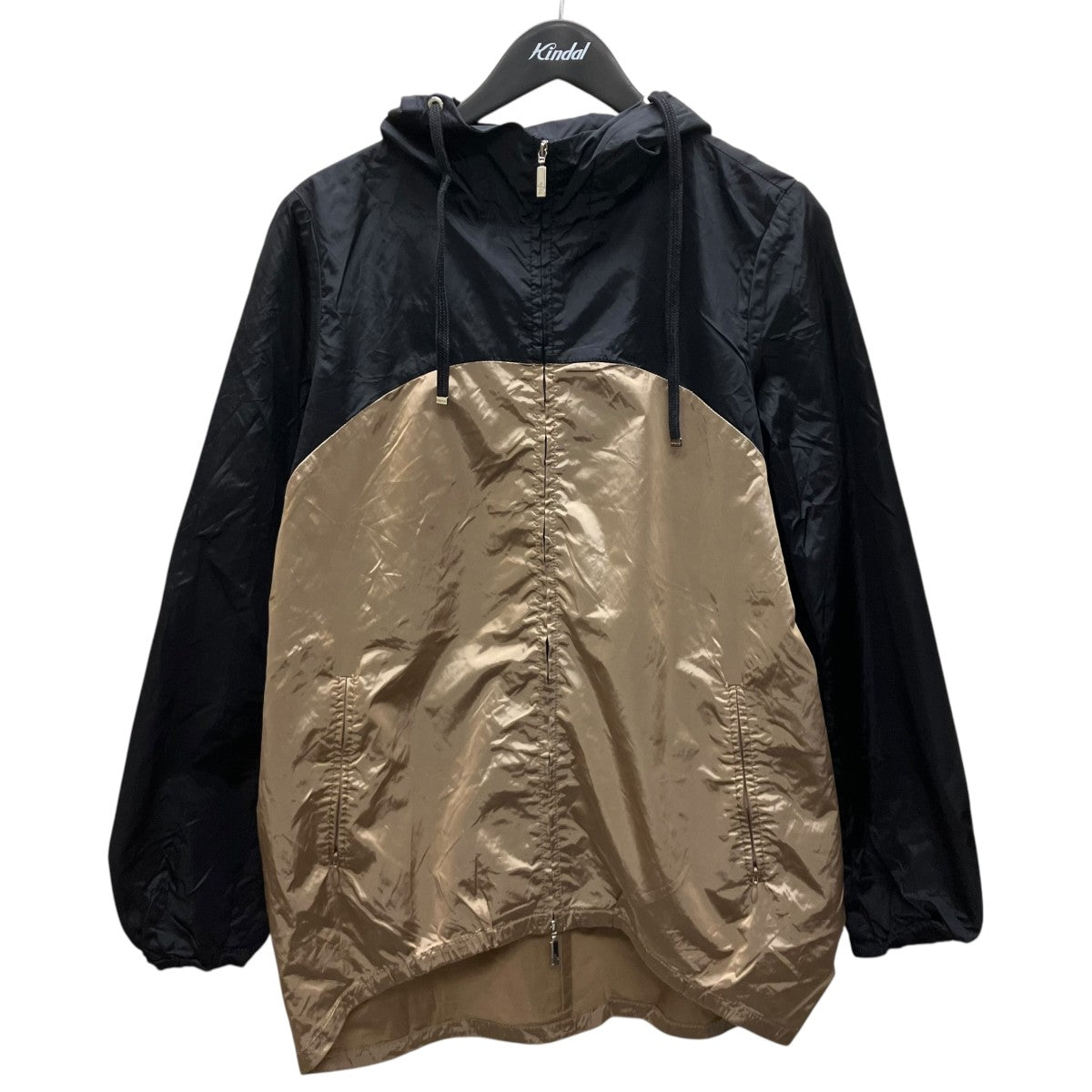 ナイロンフーデットジャケット