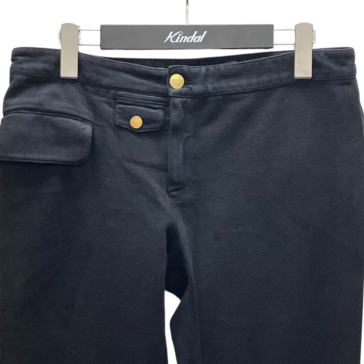 フレアパンツ