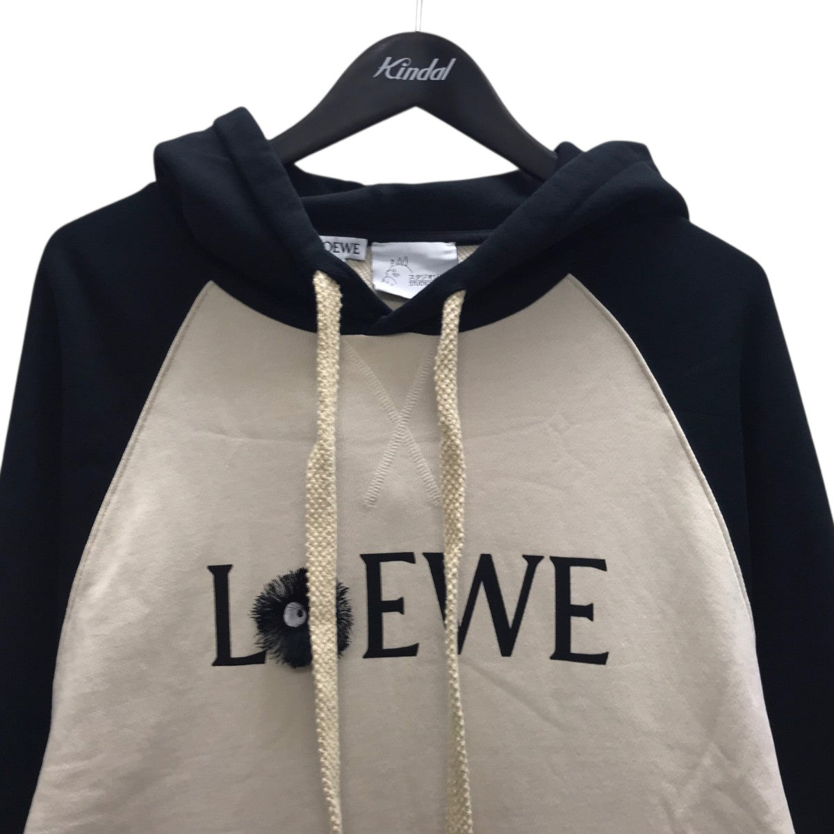 LOEWE×STUDIO GHIBLI スタジオジブリ まっくろくろすけプルオーバーパーカー 古着・中古-3枚目のアイテム画像